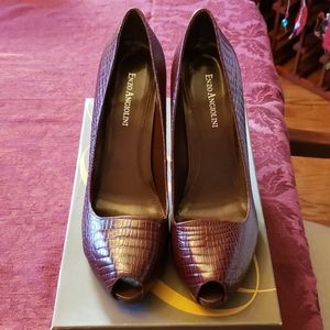 Women's shoes